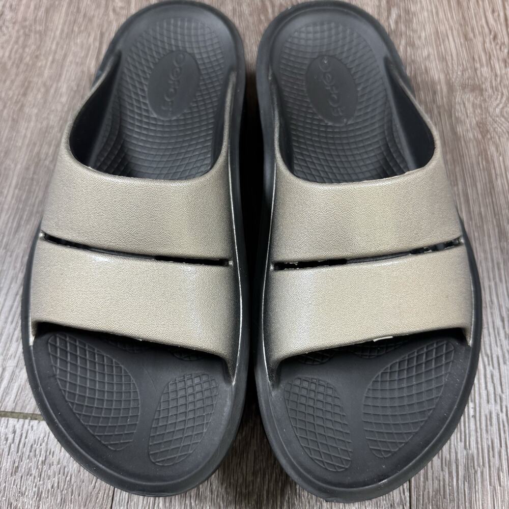 OOFOS OOmega OOahh Luxe Platform Recovery Slides Sandals Metallic Womens 9 - Picture 3 of 16